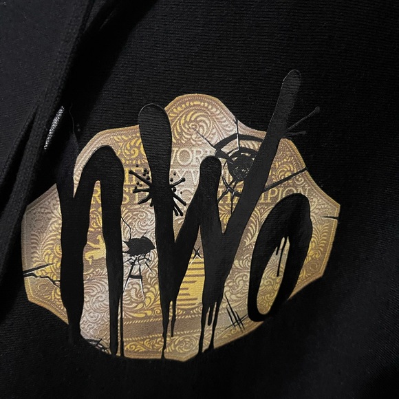 New World Order WWE Sweatshirt - Picture 7 of 7